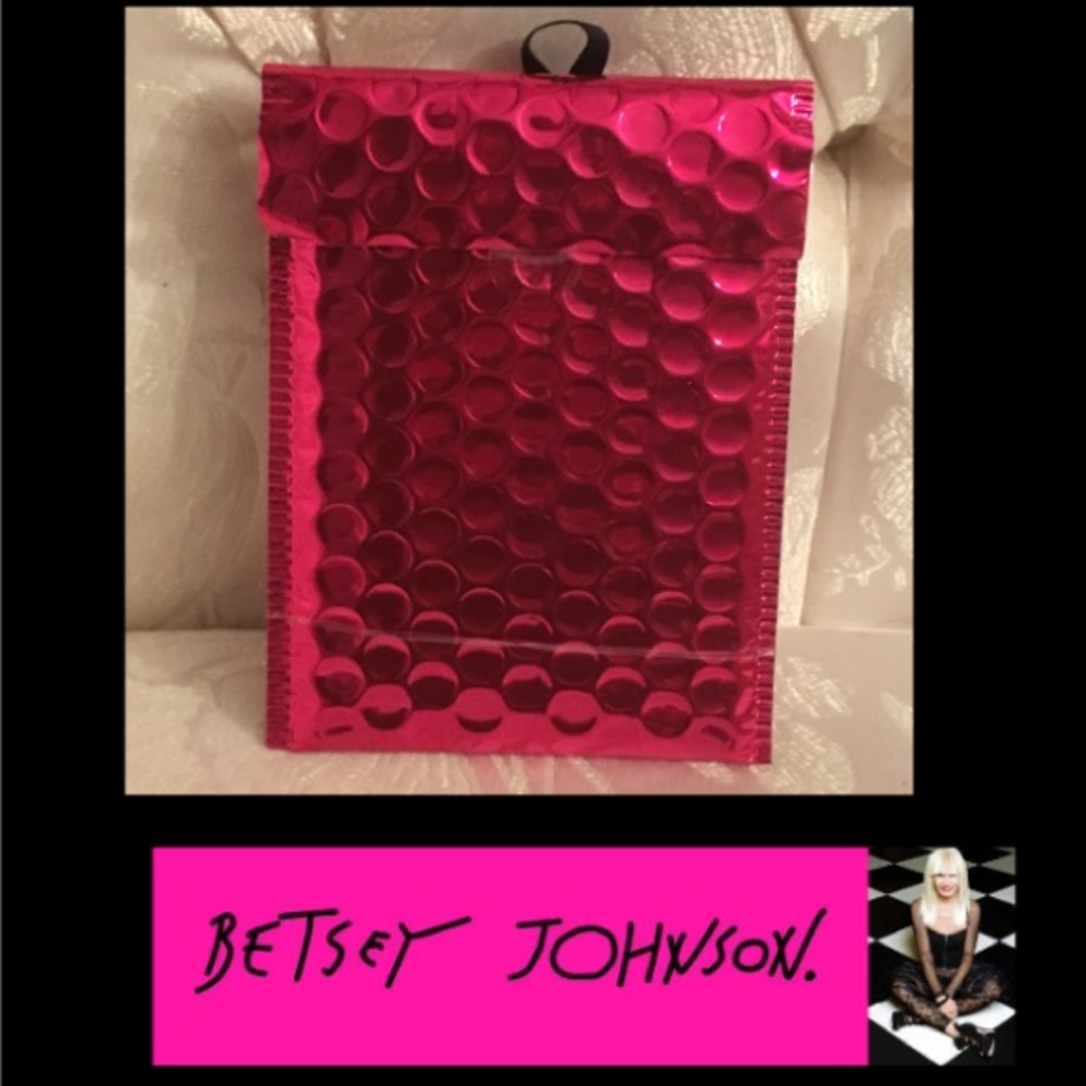 BETSEY JOHNSON TRUTH OR DARE FLASK W/GIFT BAG - Picture 5 of 6